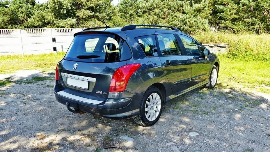 PEUGEOT 308 -
