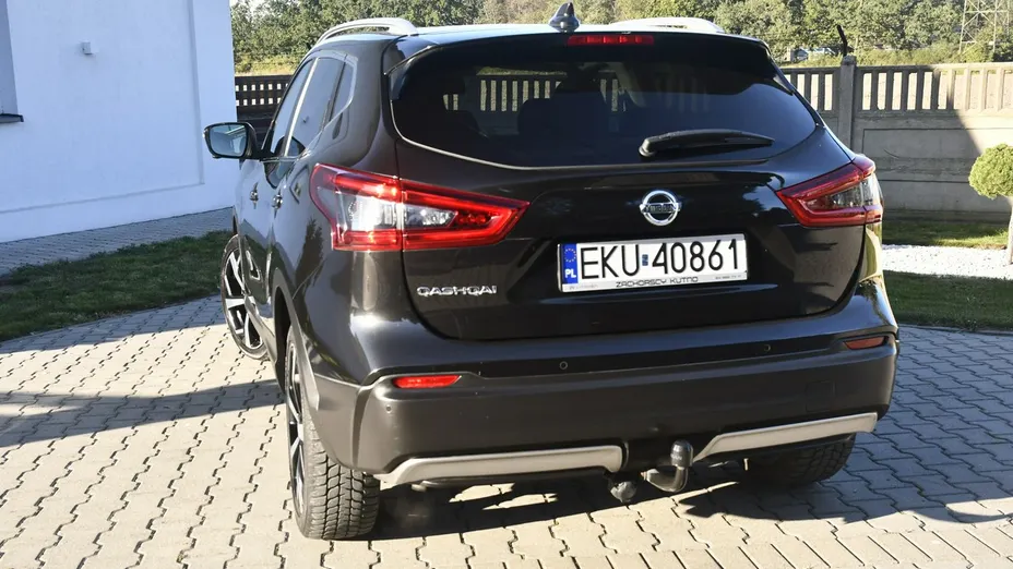 NISSAN Qashqai -