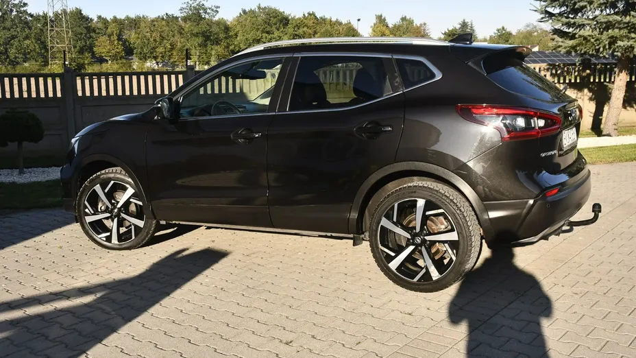 NISSAN Qashqai -