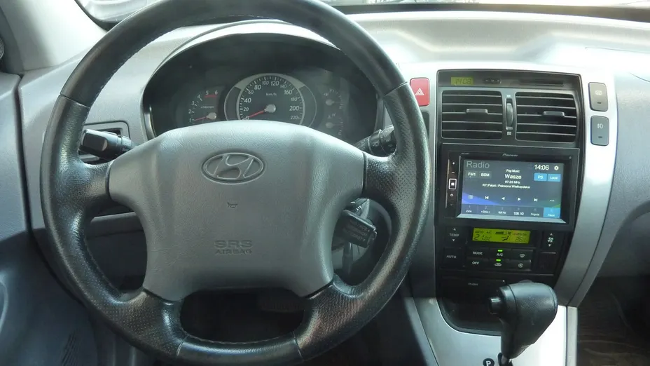 HYUNDAI Tucson -