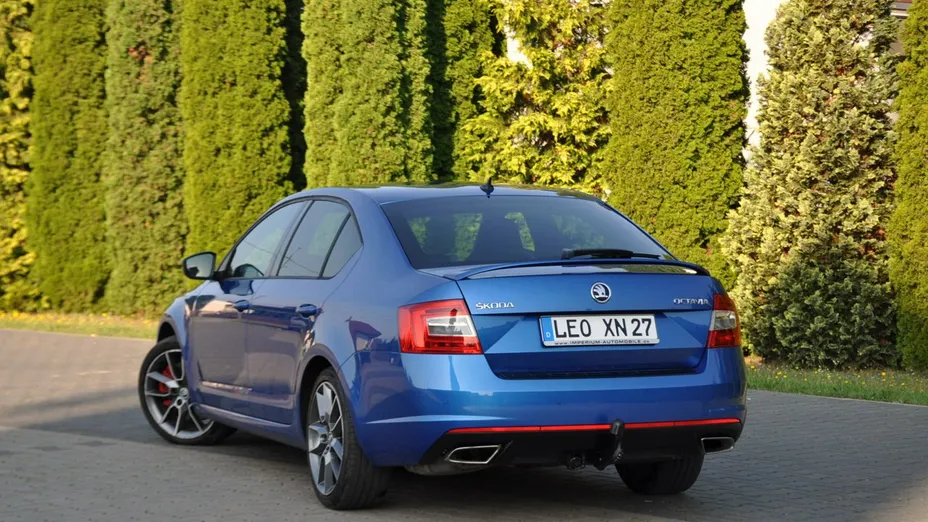 SKODA Octavia -