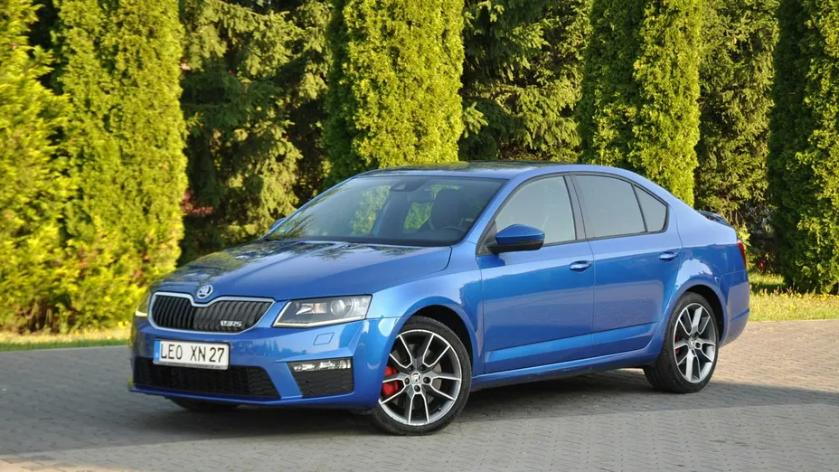 SKODA Octavia -