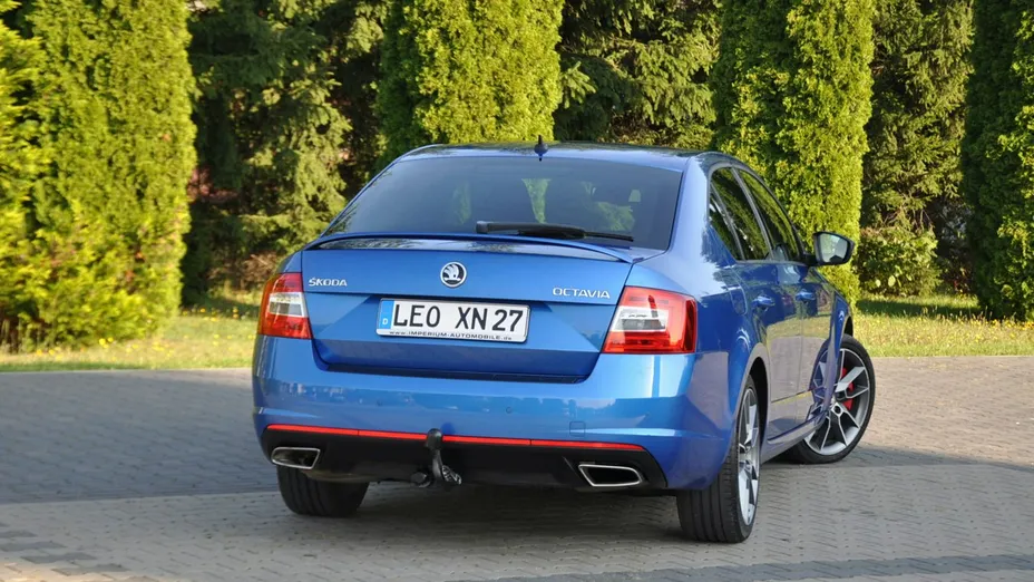 SKODA Octavia -