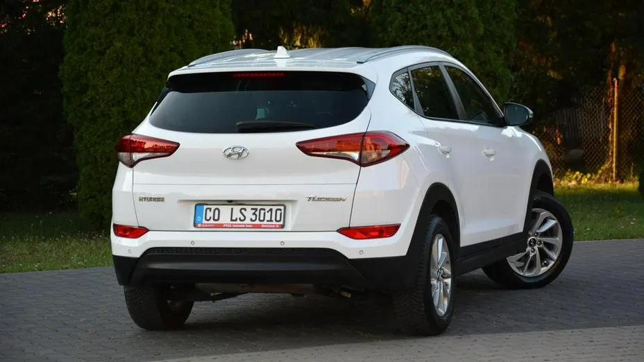 HYUNDAI Tucson -