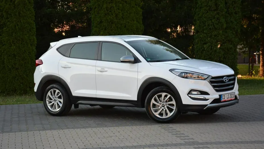 HYUNDAI Tucson -