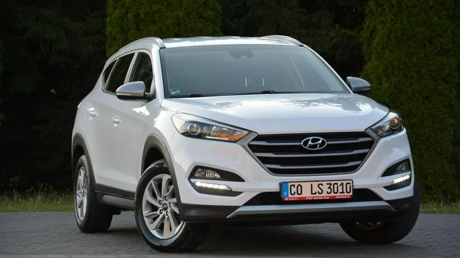 HYUNDAI Tucson -