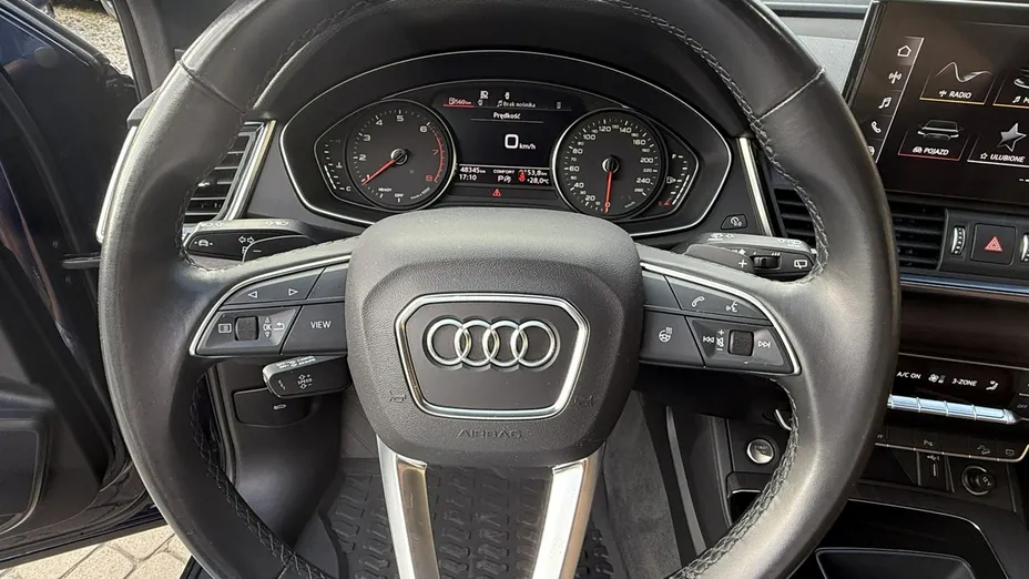 AUDI Q5 -