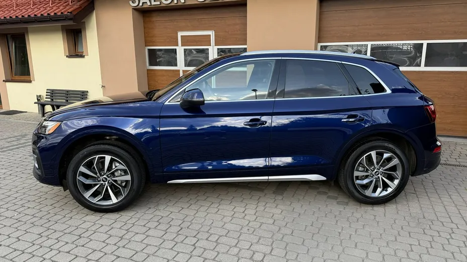 AUDI Q5 -