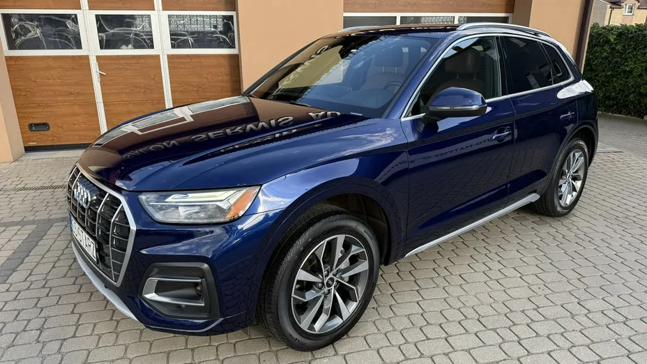AUDI Q5 -