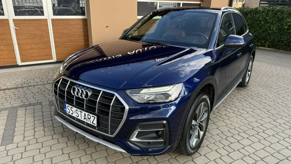 AUDI Q5 -