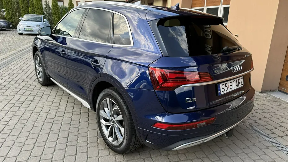 AUDI Q5 -