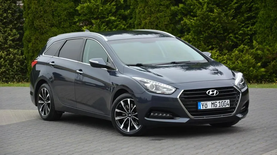 HYUNDAI i40 -