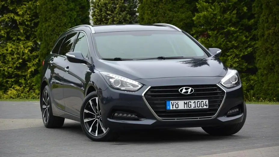HYUNDAI i40 -