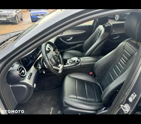 MERCEDES-BENZ E Klasa -