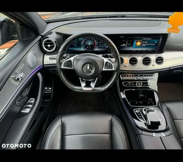 MERCEDES-BENZ E Klasa -