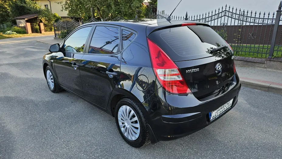 HYUNDAI i30 -