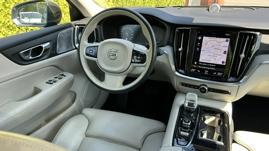 VOLVO S60 -