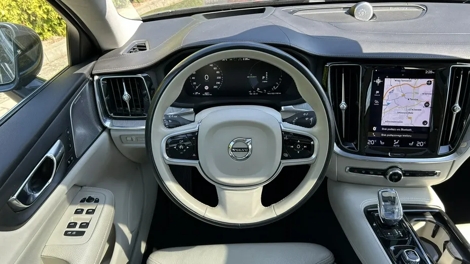 VOLVO S60 -