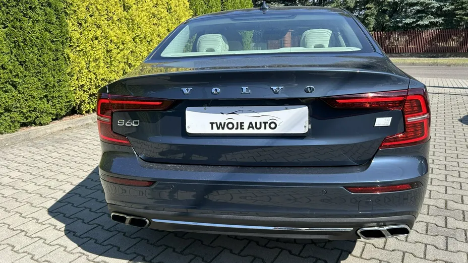 VOLVO S60 -