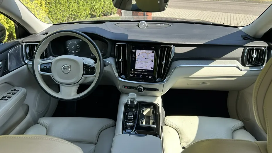 VOLVO S60 -
