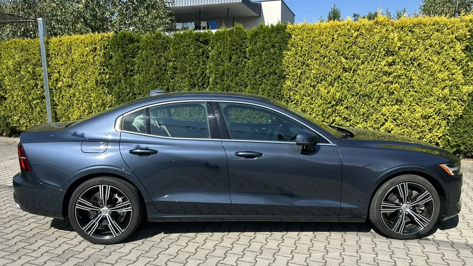 VOLVO S60 -