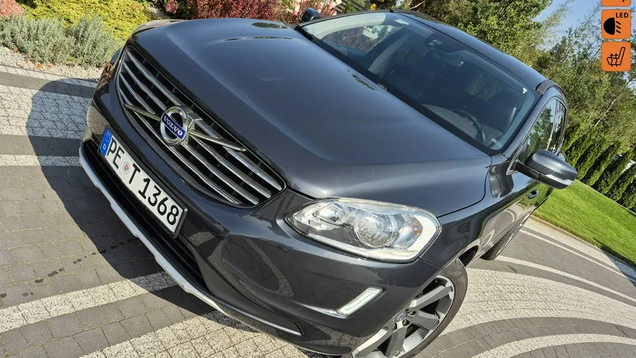 VOLVO XC60 -