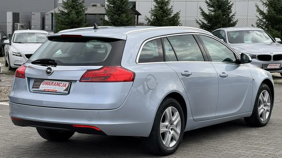 OPEL Insignia -
