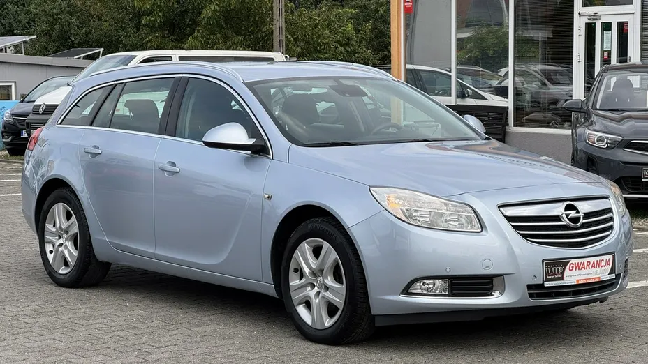 OPEL Insignia -