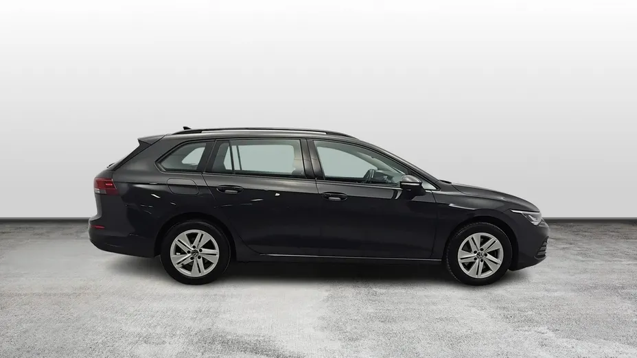 VOLKSWAGEN Golf -