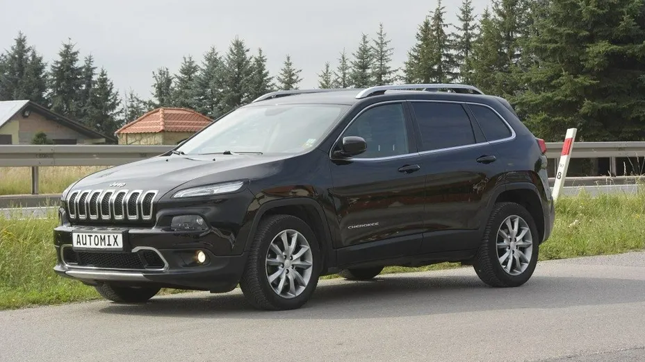 JEEP Cherokee -