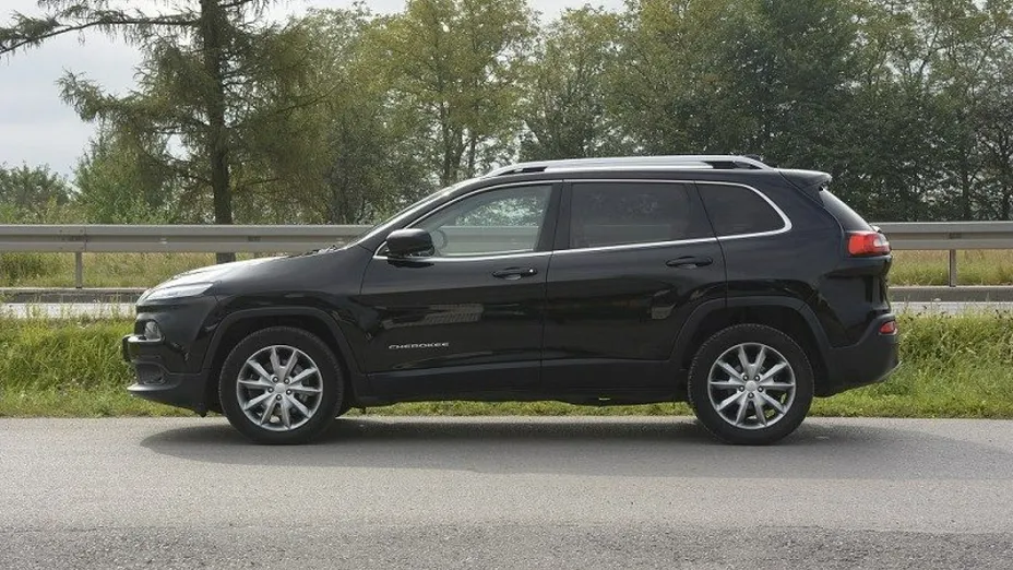 JEEP Cherokee -
