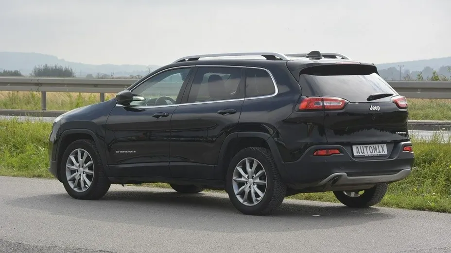 JEEP Cherokee -