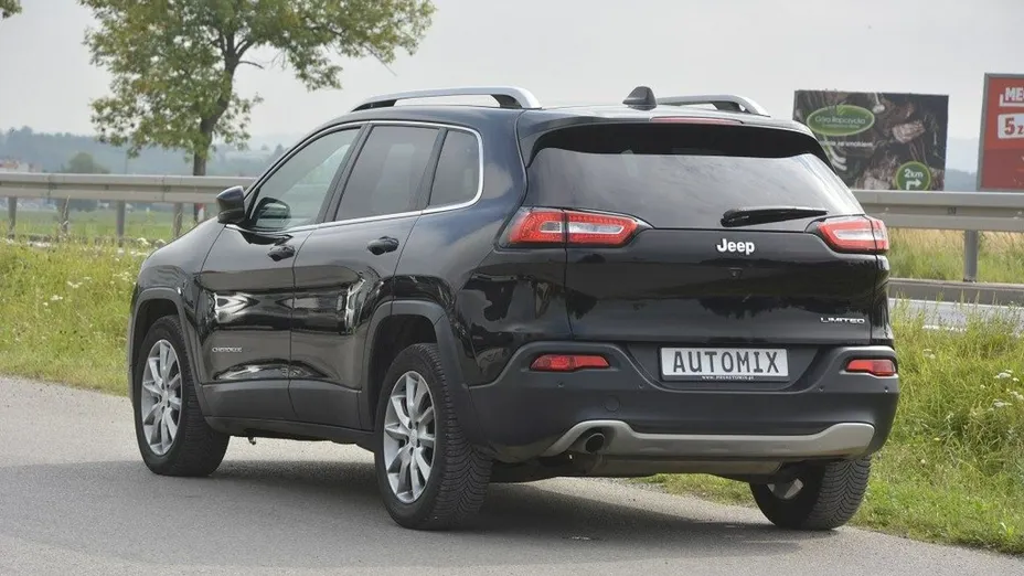 JEEP Cherokee -