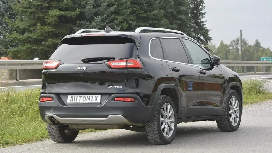 JEEP Cherokee -
