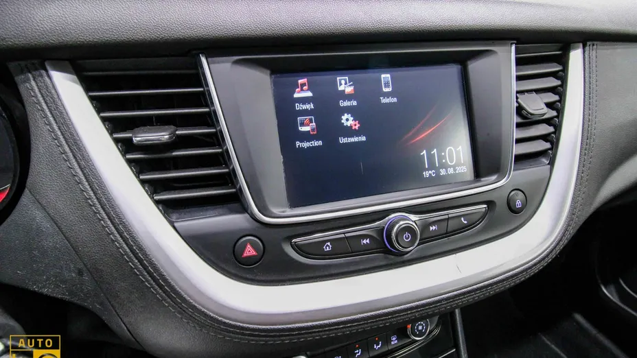 OPEL Grandland X -