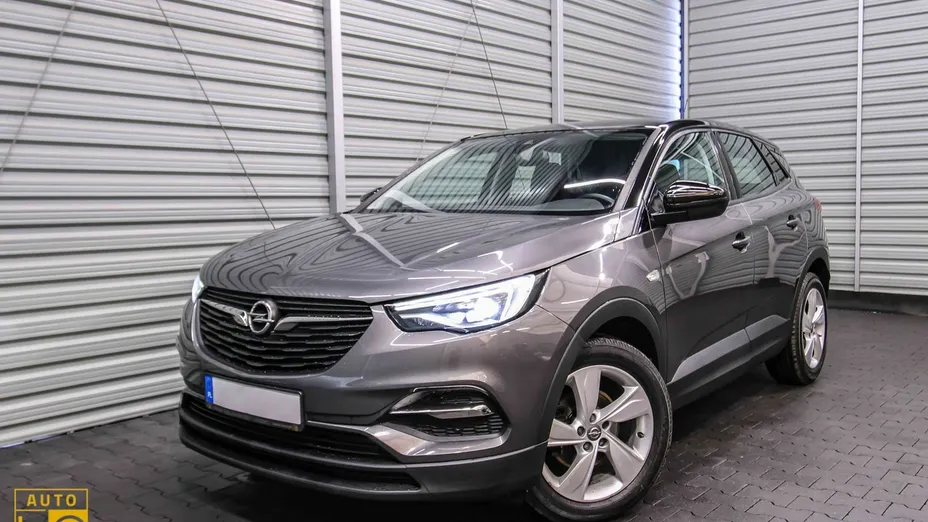 OPEL Grandland X -