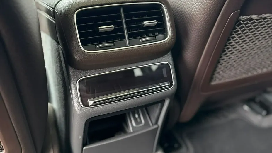 MERCEDES-BENZ GLS -