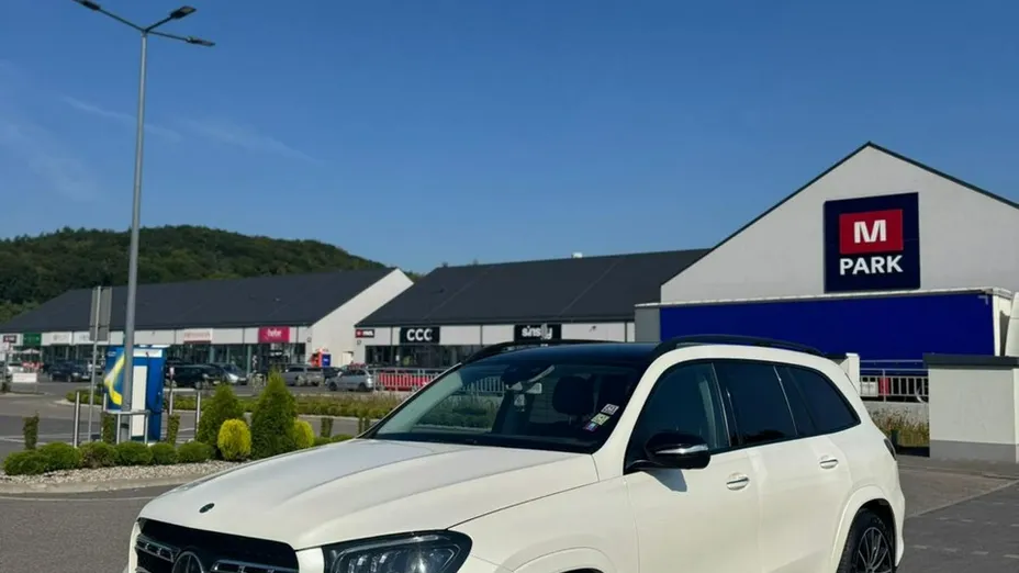 MERCEDES-BENZ GLS -