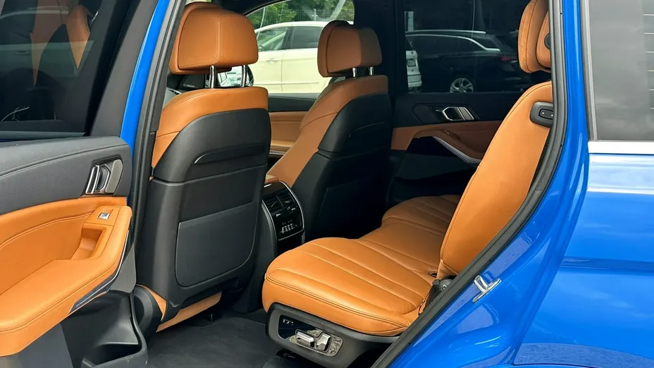 BMW X7 -