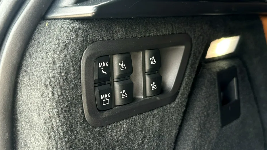 BMW X7 -