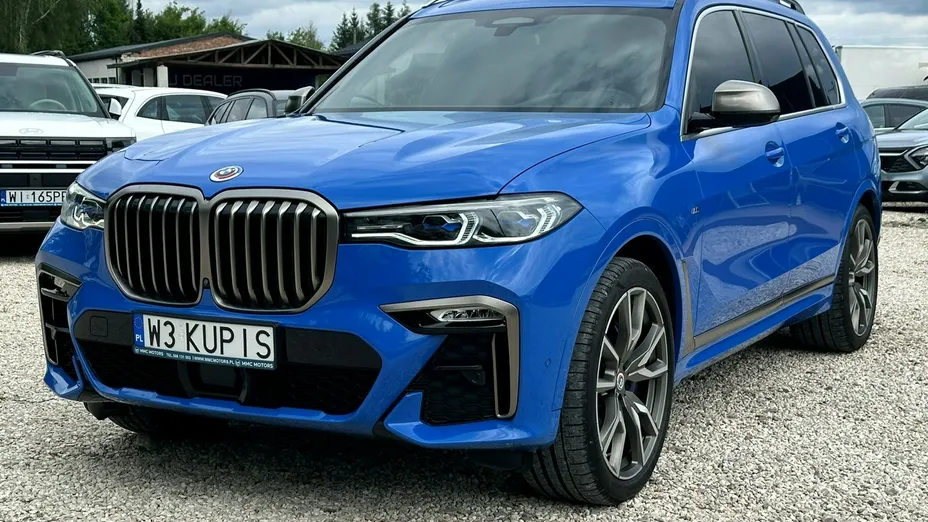 BMW X7 -