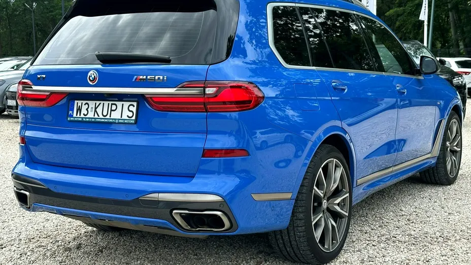 BMW X7 -