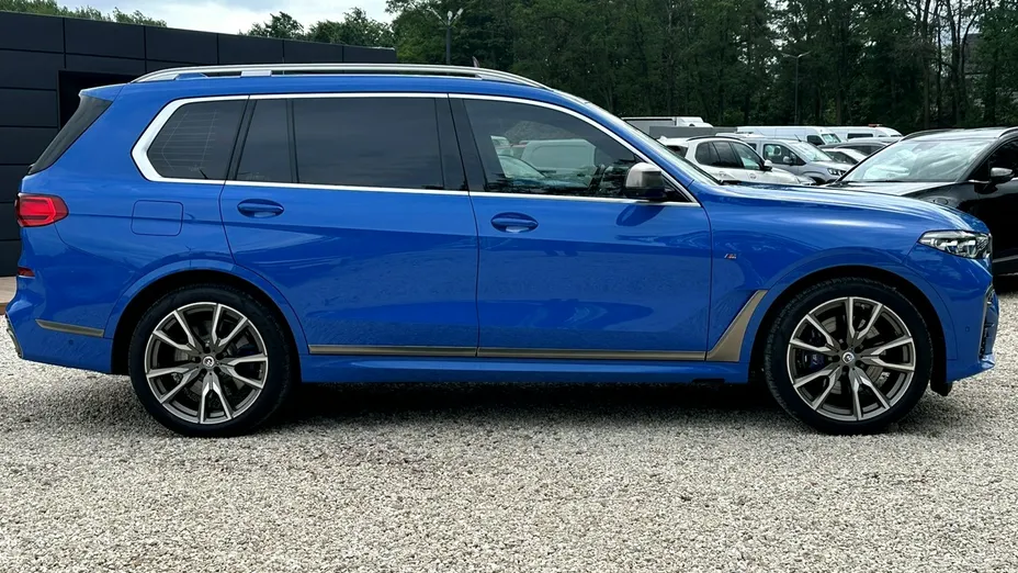 BMW X7 -