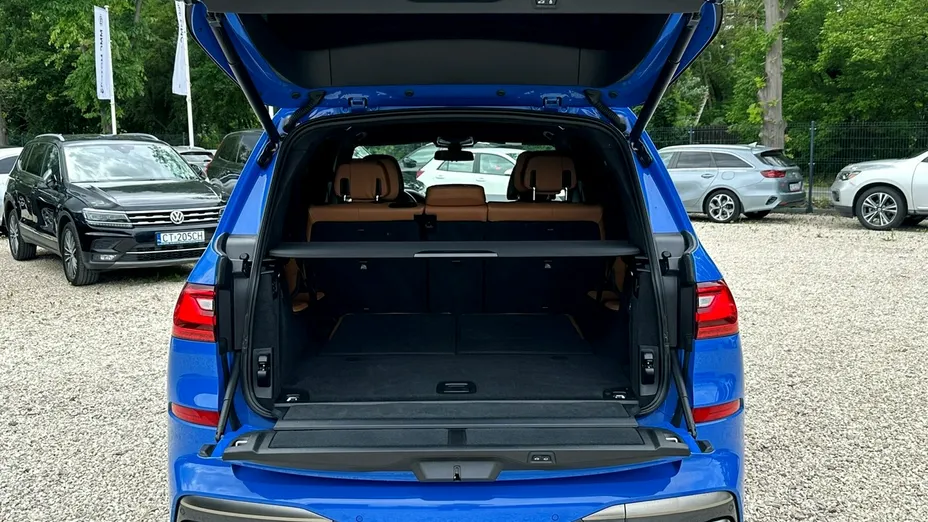BMW X7 -