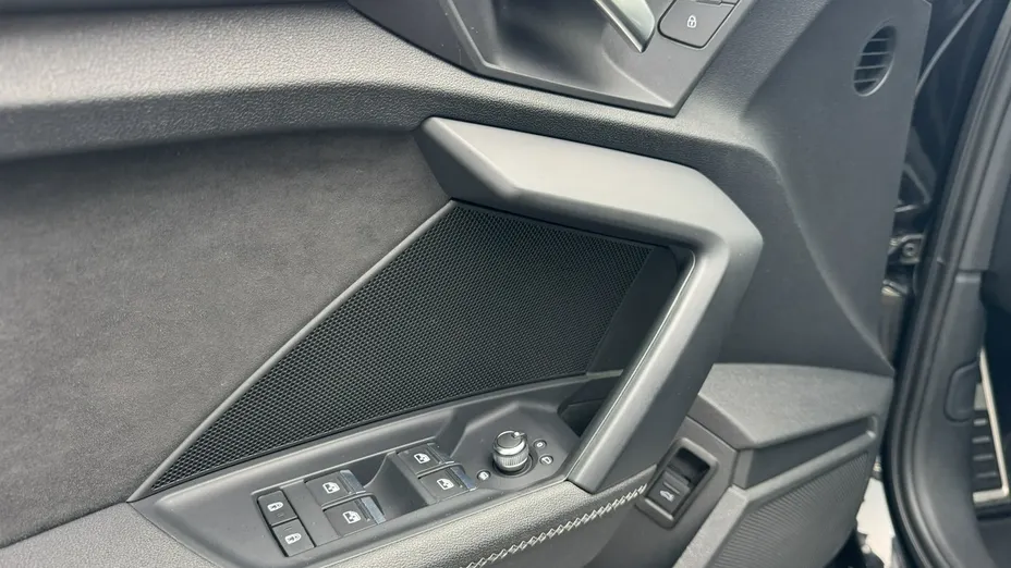 AUDI S3 -