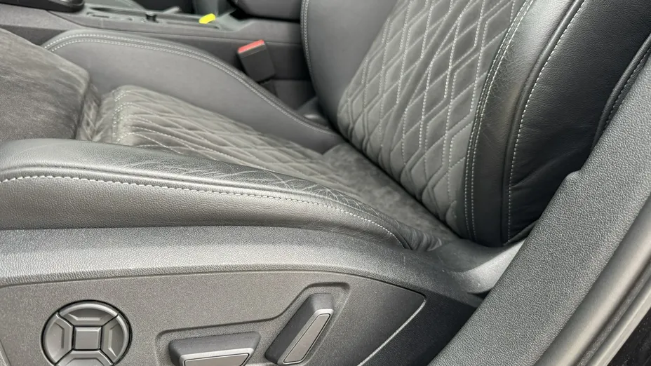 AUDI S3 -