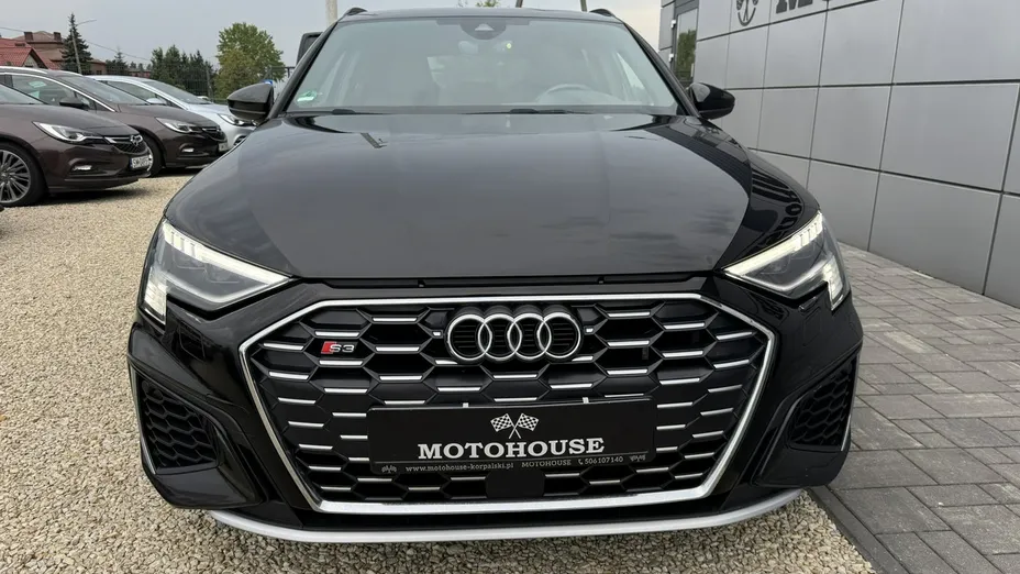 AUDI S3 -