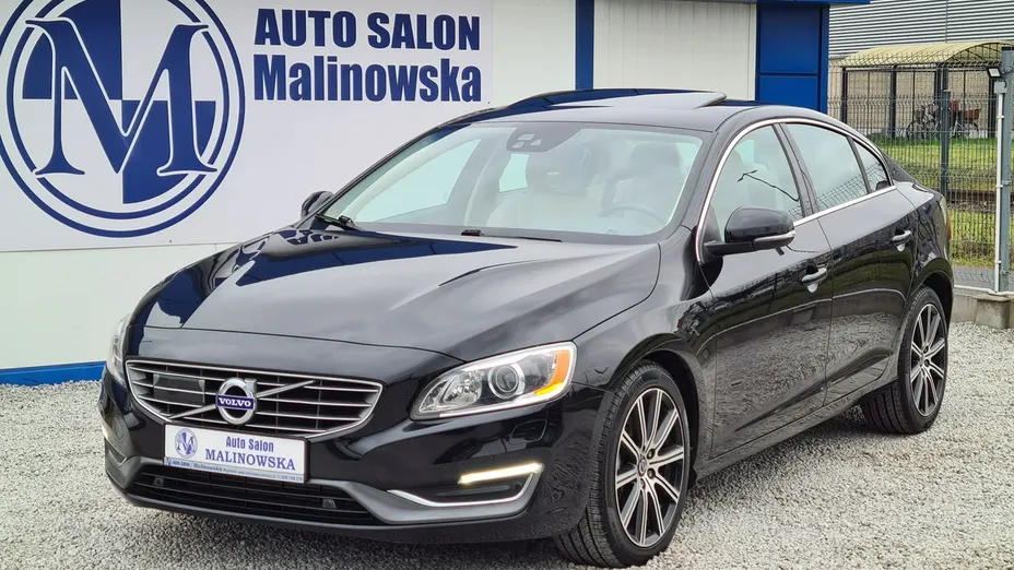 VOLVO S60 -