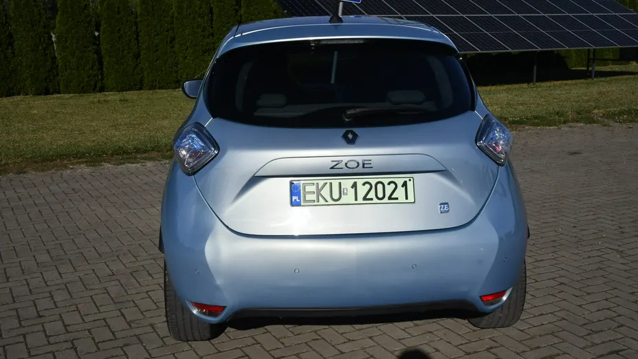 RENAULT ZOE -