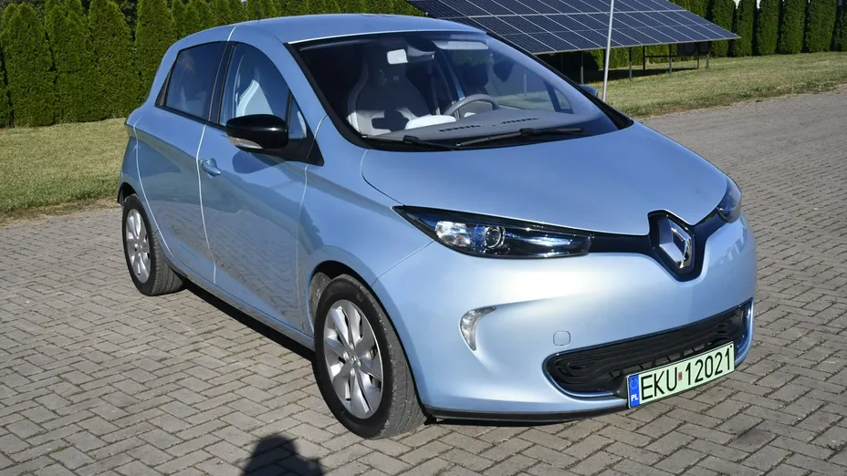 RENAULT ZOE -
